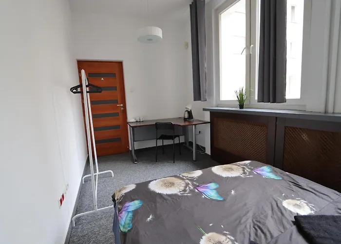 Fantastic Waw - J7 Room F