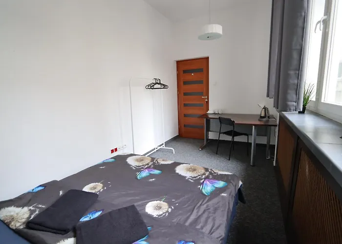 Fantastic Waw - J7 Room F